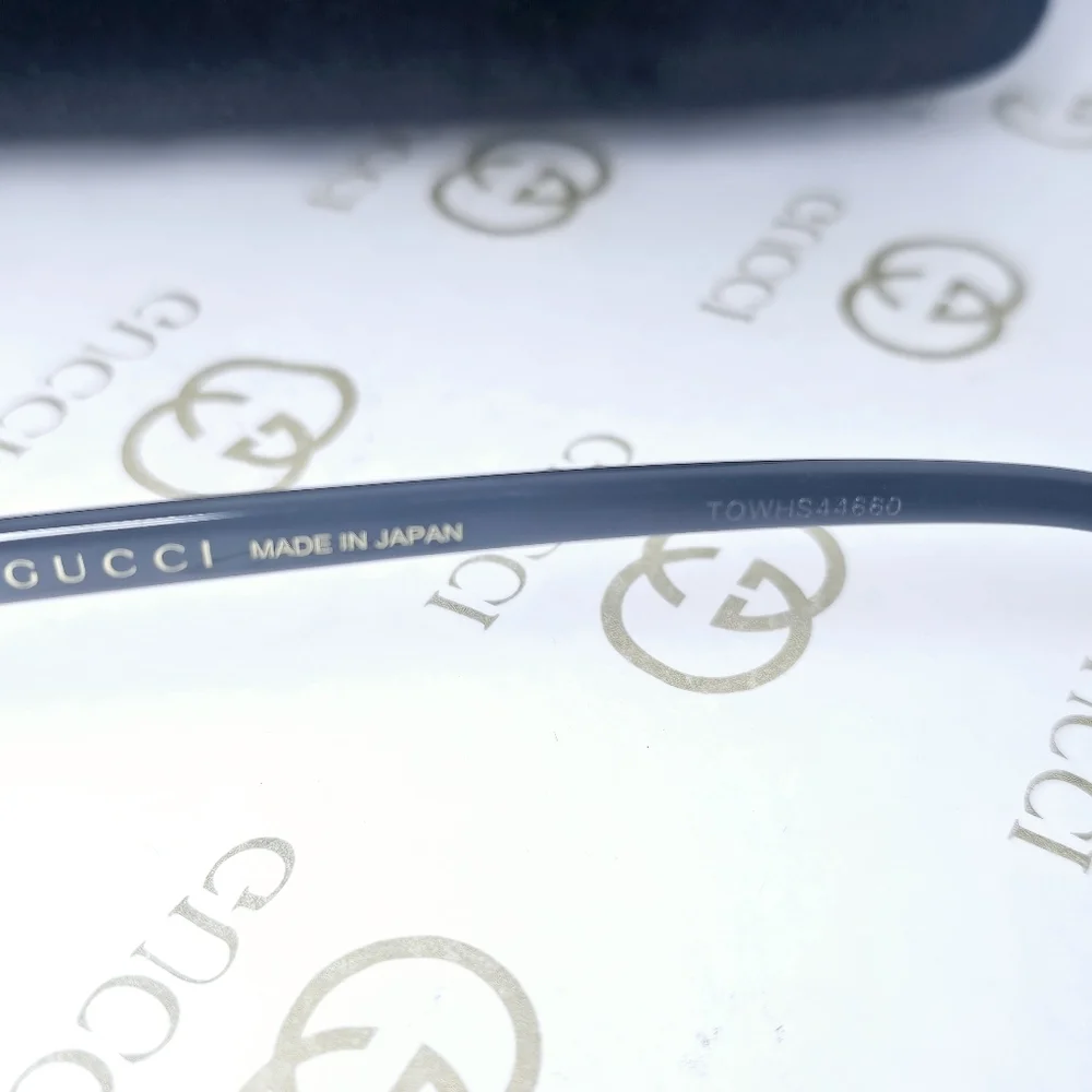 Gucci Black and Gold Unisex Sunglasses GG1221S 001